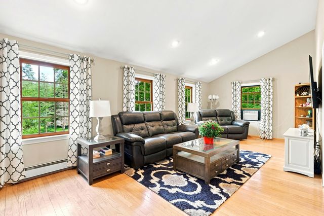 68 Frost Road, Derry, NH 03038