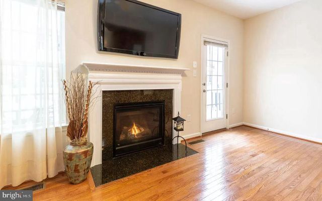 939 HOPKINS COR, Glen Burnie, MD 21060