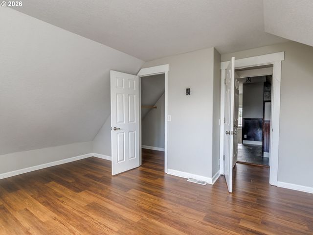 8530 Sw DAKOTA Dr, Tualatin, OR 97062