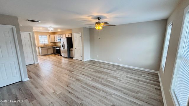 1151 Cross Creek Circle F, Greenville, NC 27834