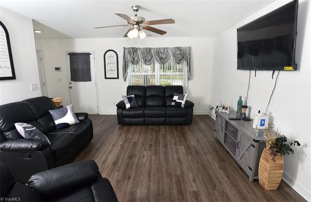 415 Pinecroft Lane, Spencer, NC 28159