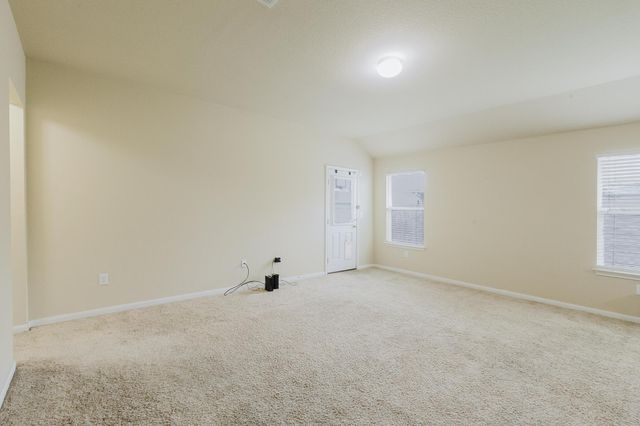 184 Voss ST, Kyle, TX 78640