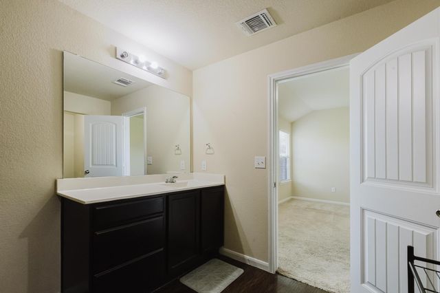 184 Voss ST, Kyle, TX 78640