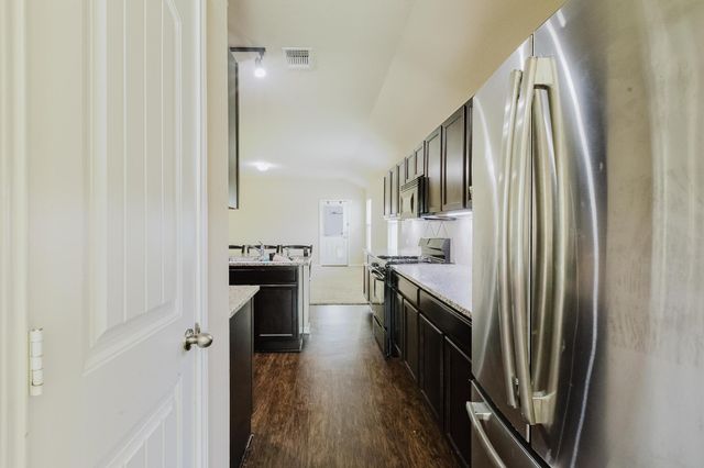 184 Voss ST, Kyle, TX 78640