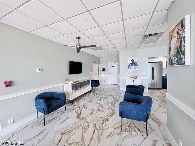 5 Bluebill AVE 303-1, Naples, FL 34108