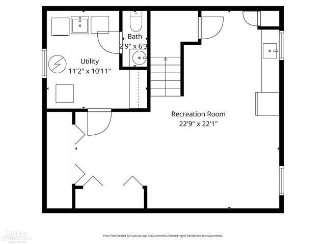 1890 Kenmore Drive, Grosse Pointe Woods, MI 48236