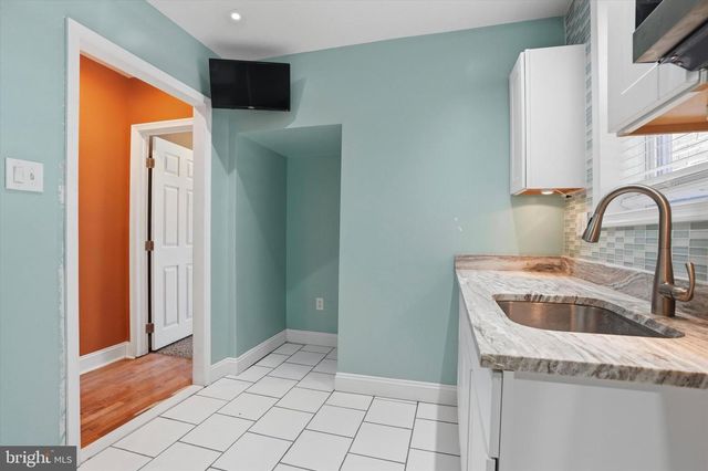 5254 W JEFFERSON ST, Philadelphia, PA 19131