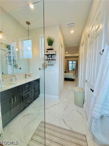 613 Hibiscus AVE, Lehigh Acres, FL 33972