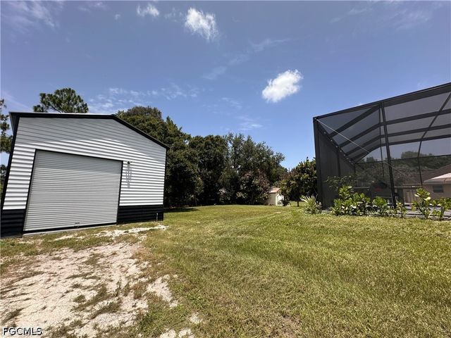 613 Hibiscus AVE, Lehigh Acres, FL 33972