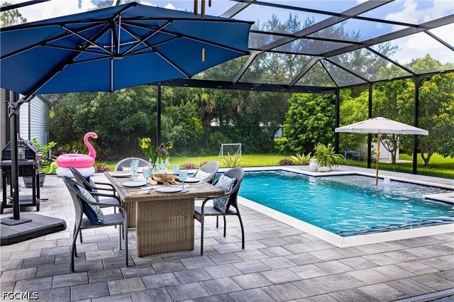 613 Hibiscus AVE, Lehigh Acres, FL 33972