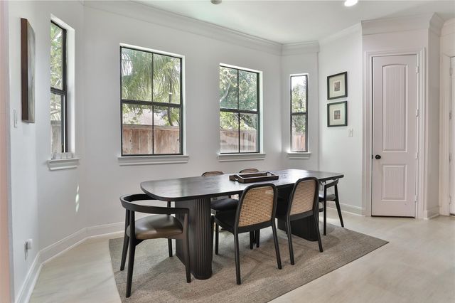 1112 Bingham Street, Houston, TX 77007