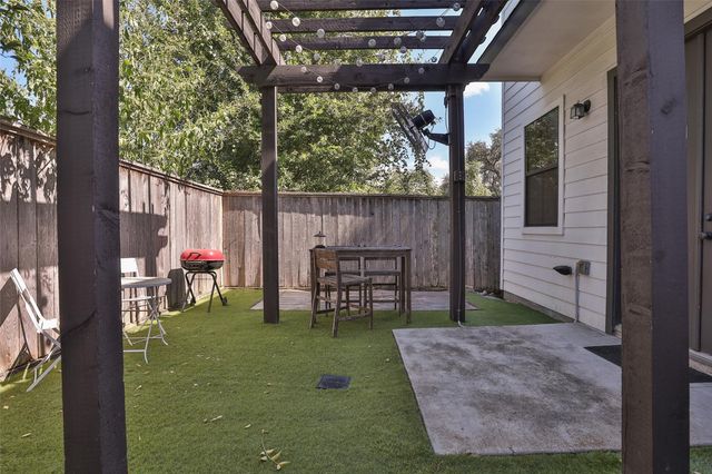 1112 Bingham Street, Houston, TX 77007