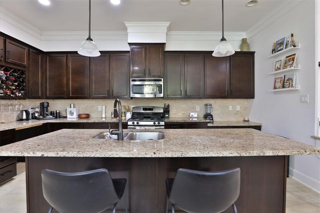 1112 Bingham Street, Houston, TX 77007