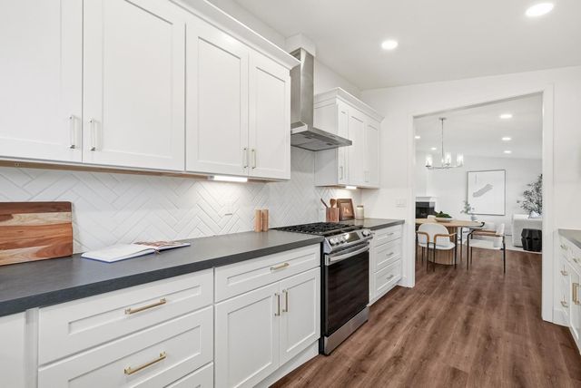 1658 Lodi Avenue, San Mateo, CA 94401