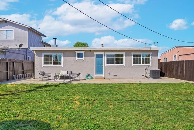 1658 Lodi Avenue, San Mateo, CA 94401