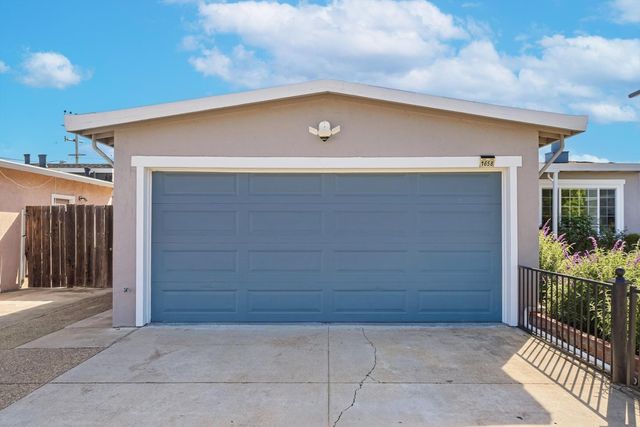 1658 Lodi Avenue, San Mateo, CA 94401