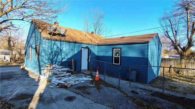 5025 Forest Avenue, Kansas City, KS 66106