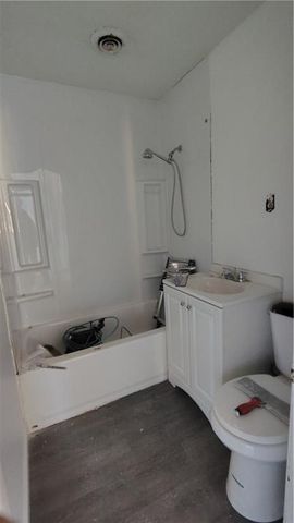 5025 Forest Avenue, Kansas City, KS 66106