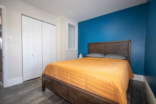 2950 101st Street, Highland, IN 46322