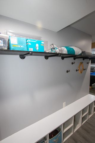 2950 101st Street, Highland, IN 46322