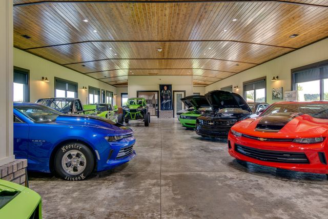 5156 Turney Groce Rd, Byrdstown, TN 38549