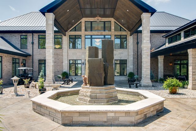 5156 Turney Groce Rd, Byrdstown, TN 38549