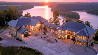 5156 Turney Groce Rd, Byrdstown, TN 38549