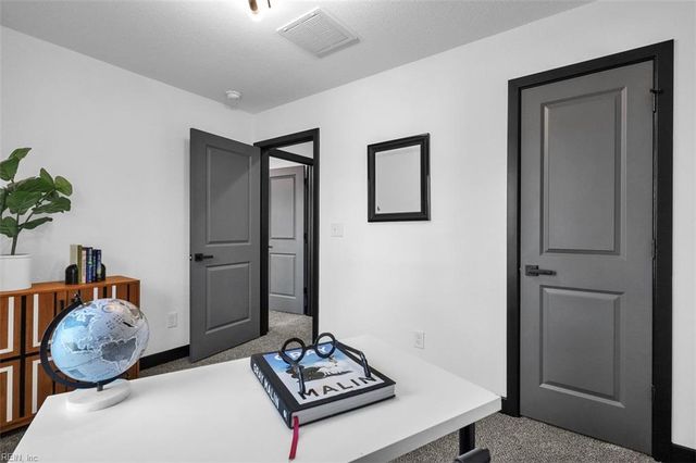 120 E Kelly AVE, Hampton, VA 23663