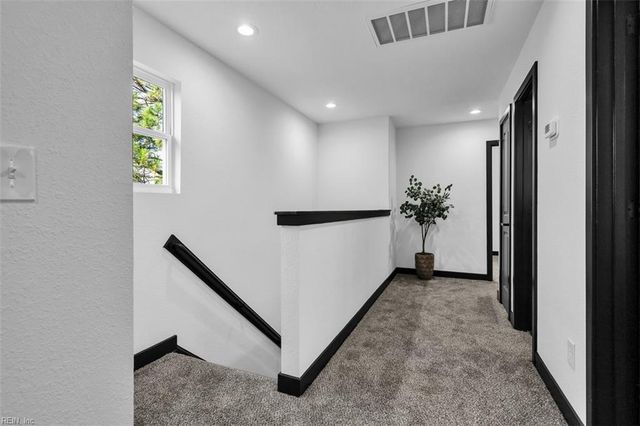 120 E Kelly AVE, Hampton, VA 23663