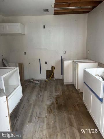 749 ADRIAN ST SE, Washington, DC 20019