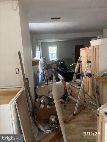 749 ADRIAN ST SE, Washington, DC 20019