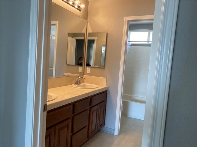 34093 Lady Fern Court, Lake Elsinore, CA 92532