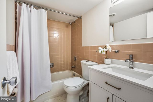 2939 VAN NESS ST NW #419, Washington, DC 20008