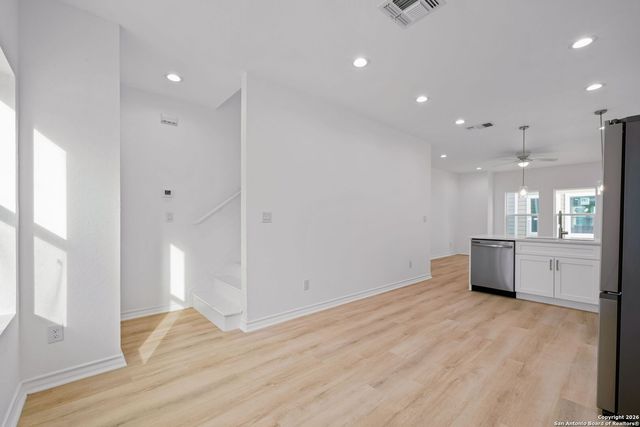 1303 Essex St 201,202, San Antonio, TX 78210