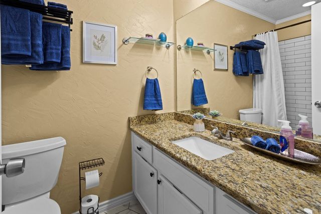 1624 San Francisco Street, Carrollton, TX 75007