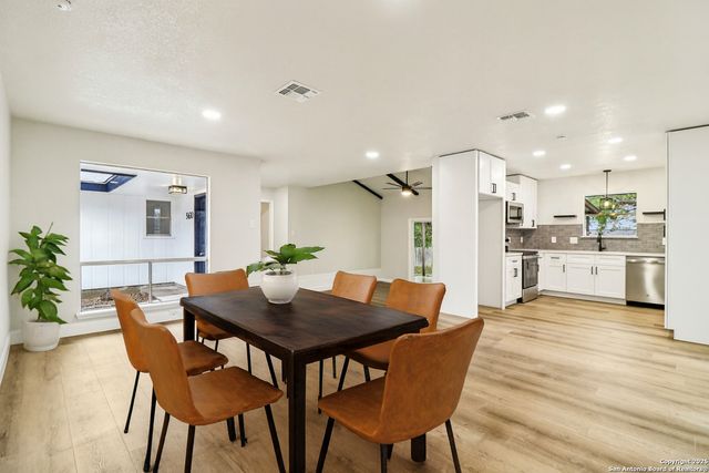 5630 Lon Chaney, San Antonio, TX 78240