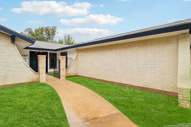 5630 Lon Chaney, San Antonio, TX 78240