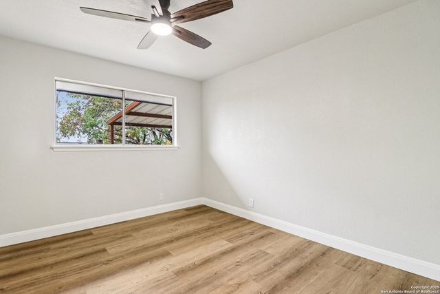 5630 Lon Chaney, San Antonio, TX 78240