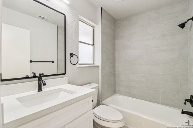 5630 Lon Chaney, San Antonio, TX 78240