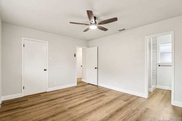 5630 Lon Chaney, San Antonio, TX 78240