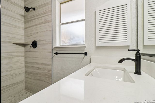 5630 Lon Chaney, San Antonio, TX 78240