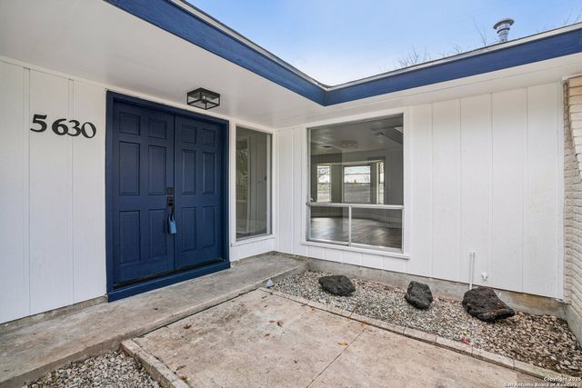 5630 Lon Chaney, San Antonio, TX 78240