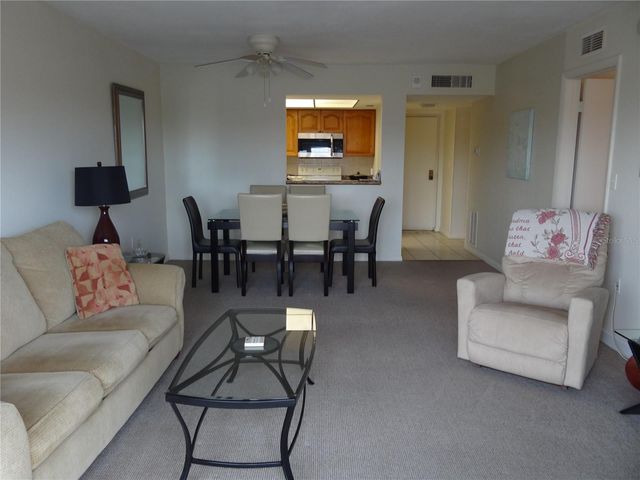 4900 BRITTANY DRIVE S 305, St Petersburg, FL 33715