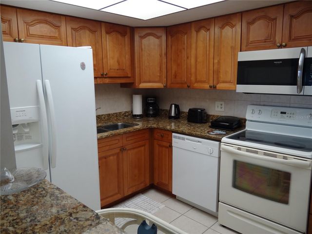 4900 BRITTANY DRIVE S 305, St Petersburg, FL 33715