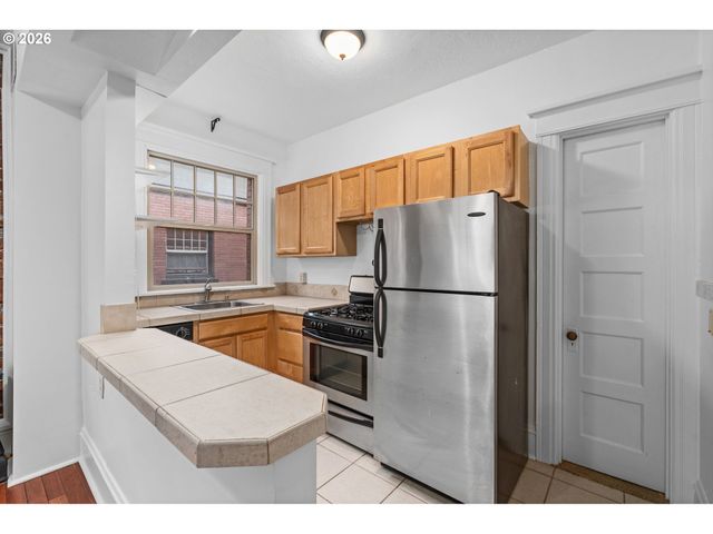 2109 Nw IRVING St Nw 410, Portland, OR 97210