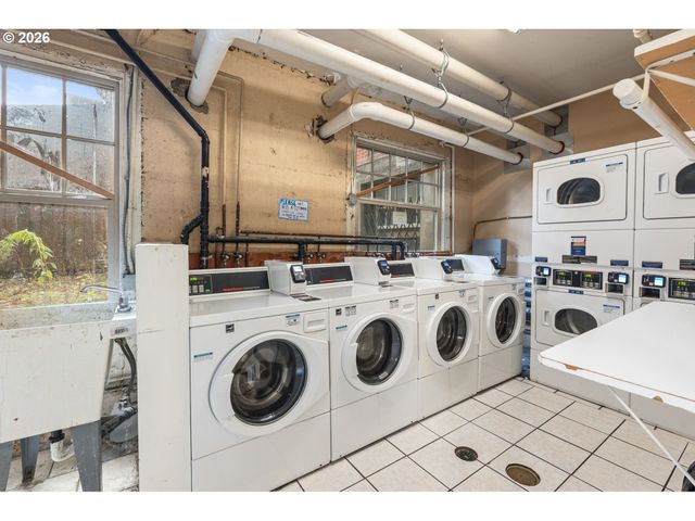 2109 Nw IRVING St Nw 410, Portland, OR 97210