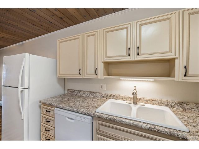 715 S Clinton St 4A, Denver, CO 80247