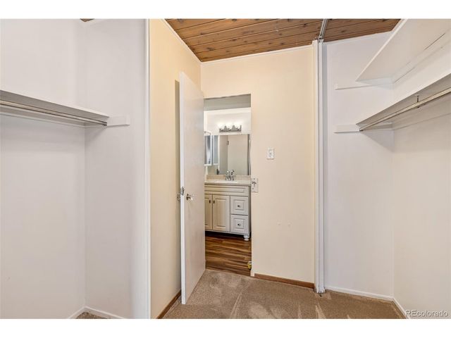 715 S Clinton St 4A, Denver, CO 80247