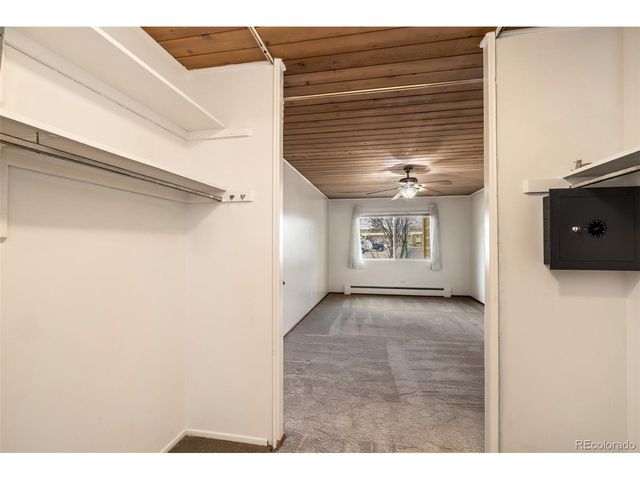 715 S Clinton St 4A, Denver, CO 80247