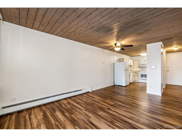 715 S Clinton St 4A, Denver, CO 80247
